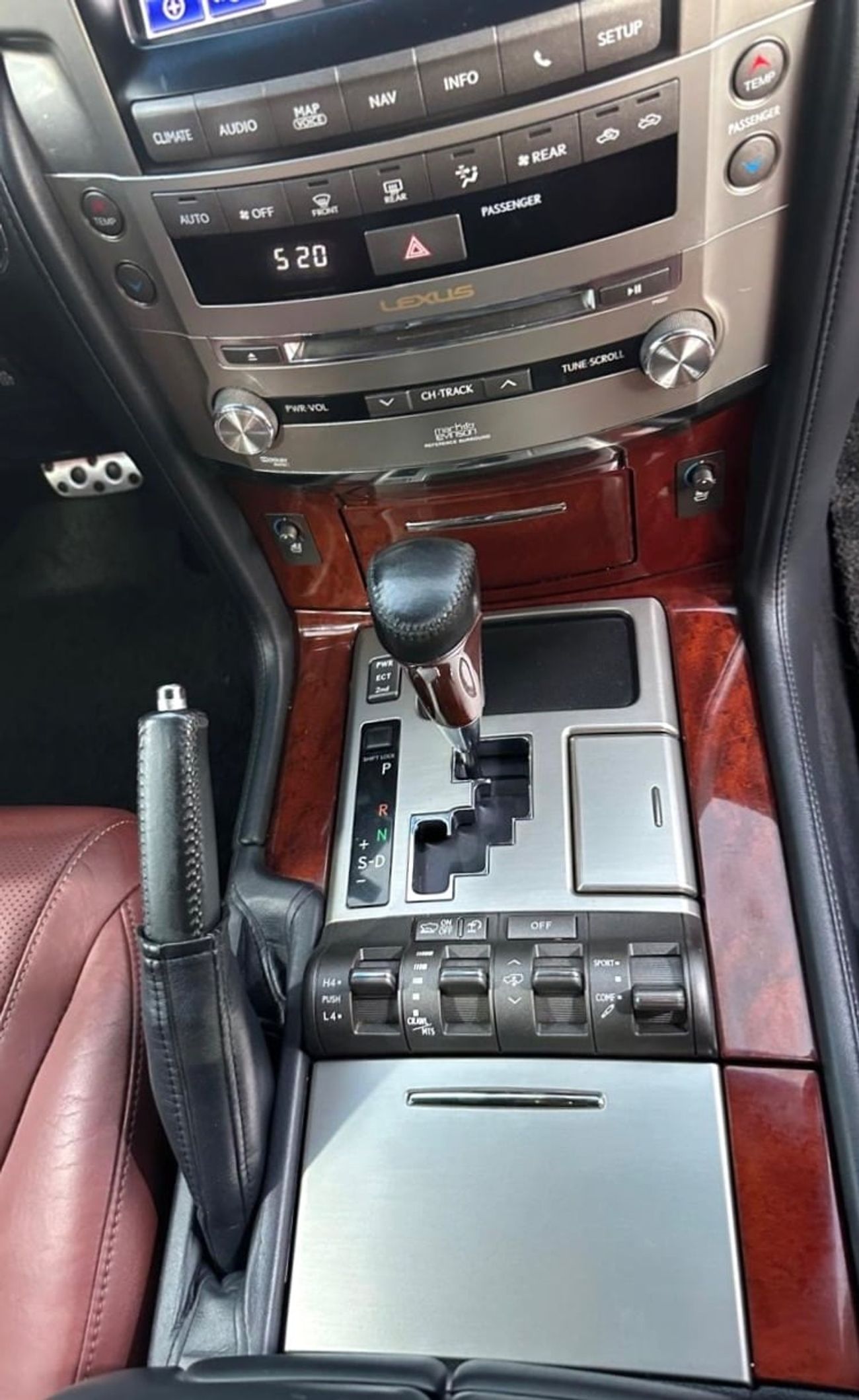 Lexus LX 570