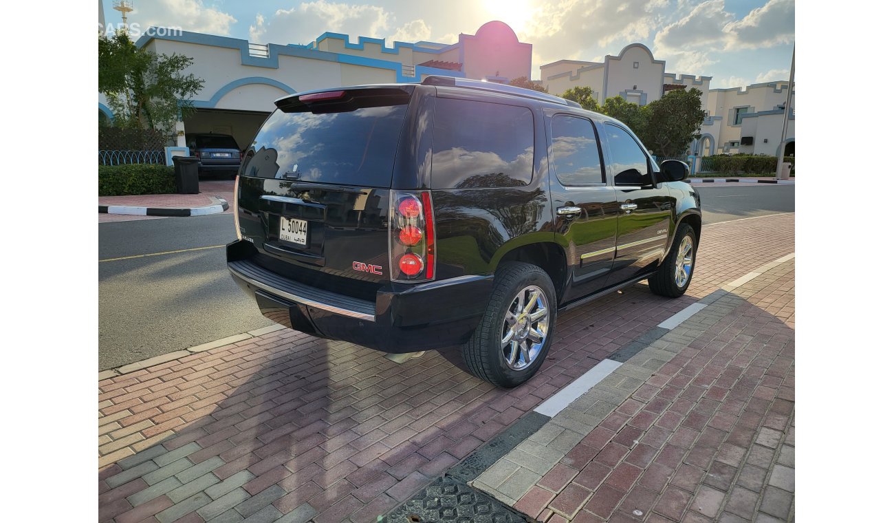 جي أم سي يوكون Denali 6.2L Auto Side Steps