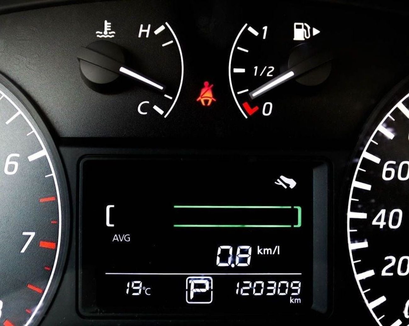 Nissan Sentra nissan sentra 1.6L 2019 GCC accident free in excellent condition 497 P.M