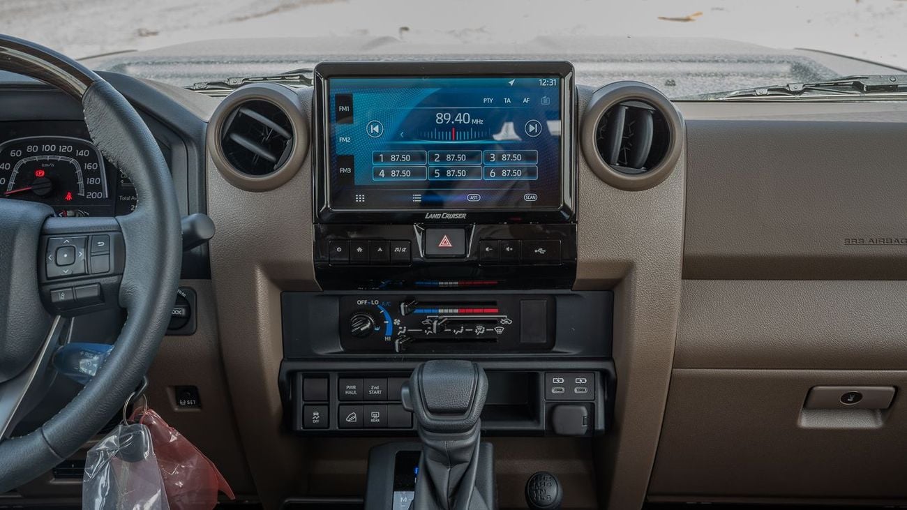 Toyota Land Cruiser 76 TOYOTA LANDCRUISER76 HARDTOP 2.8 AT -2025YM