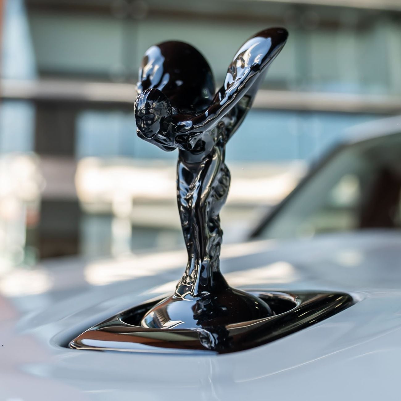 رولز رويس كولينان BLACK BADGE 2025 ROLLS ROYCE CULLINAN ( BRAND NEW )
