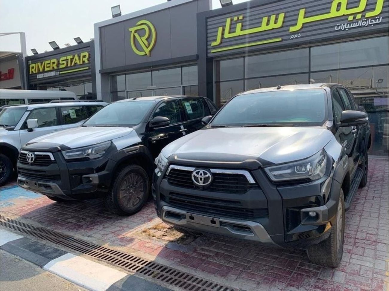 Toyota Hilux ADVENTURE 4.0L V6