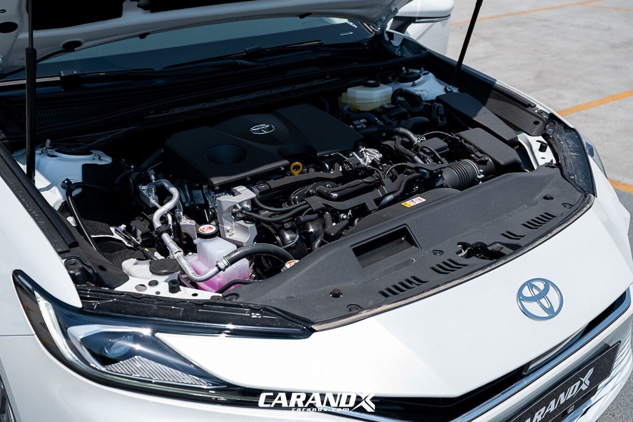 تويوتا كامري Hybrid 2.0HGVP Luxury Edition 2025