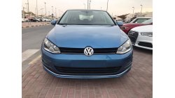 Volkswagen Golf Golf TSI model2016 GCC car prefect condition full option low mileage