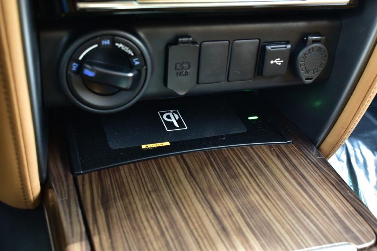 تويوتا فورتونر 2025 MODEL TOYOTA FORTUNER GXR LIMITED  2.7L PETROL 4WD 7 SEATER AUTOMATIC