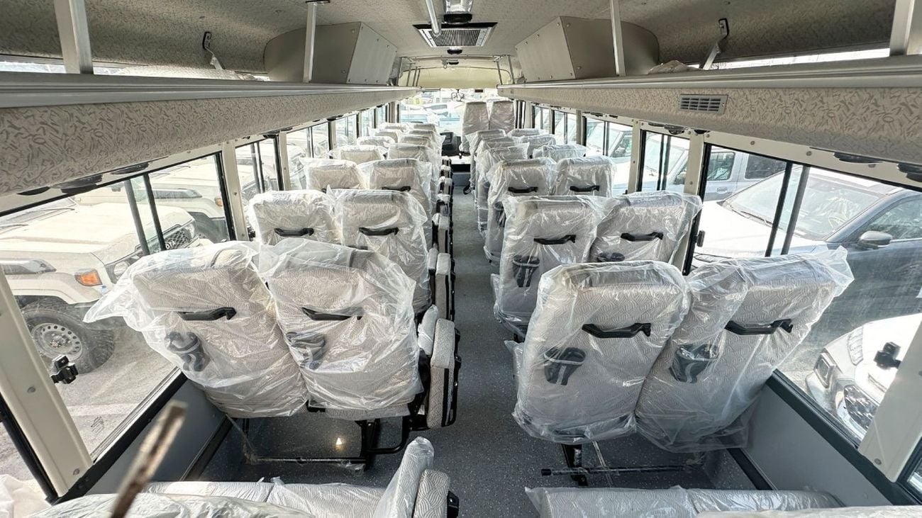 إس إم إل إيسوزو S7 بس SML-Isuzu S7 Bus 3455cc 47-SEATER AC Diesel MT