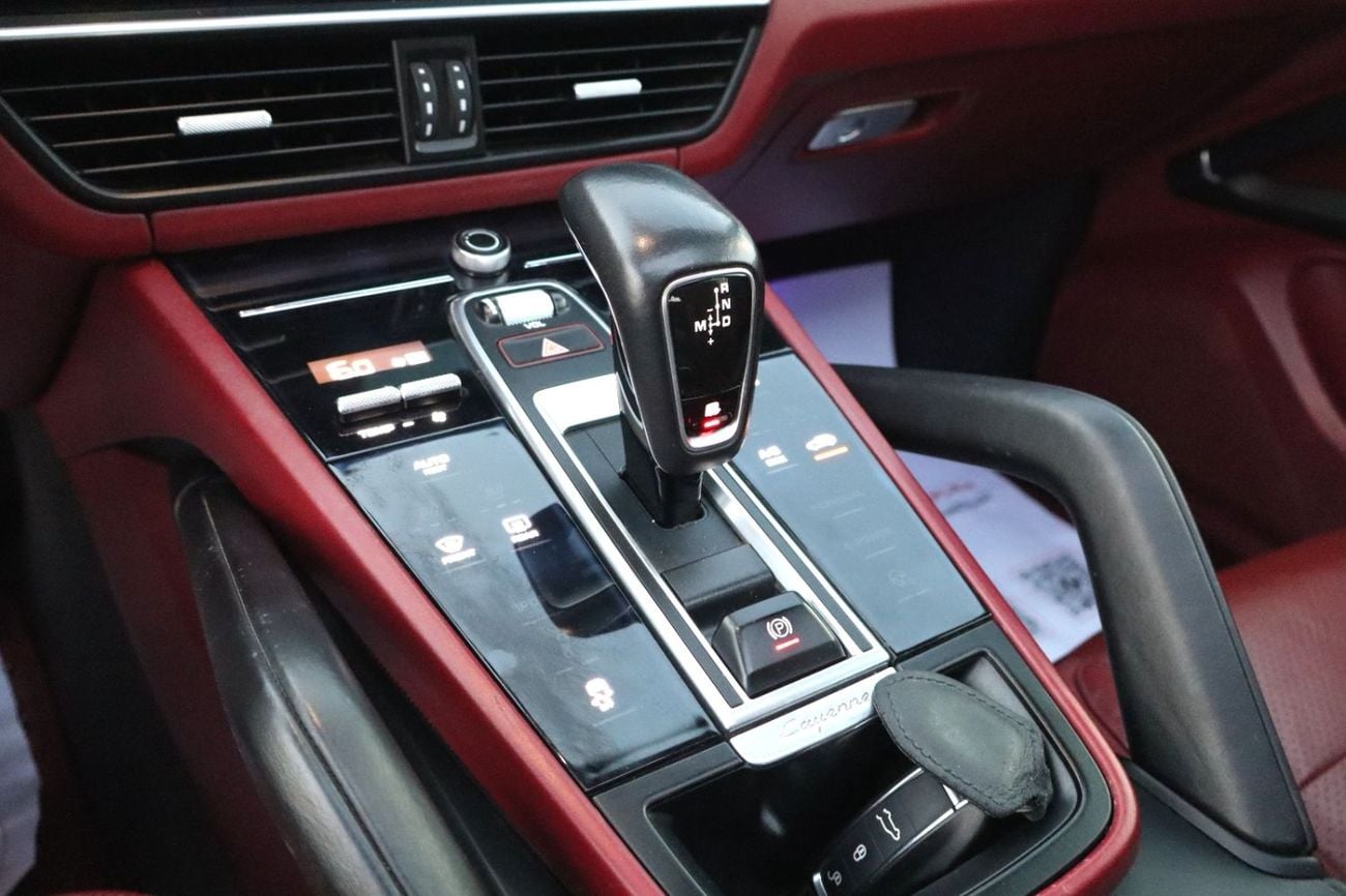 Porsche Cayenne STANDARD