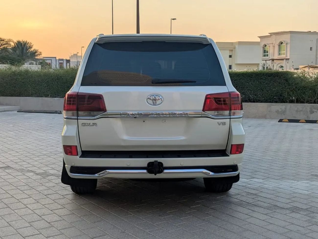 Toyota Land Cruiser GXR 2018 Diesel | GCC Specs | Full option Excellent Condition