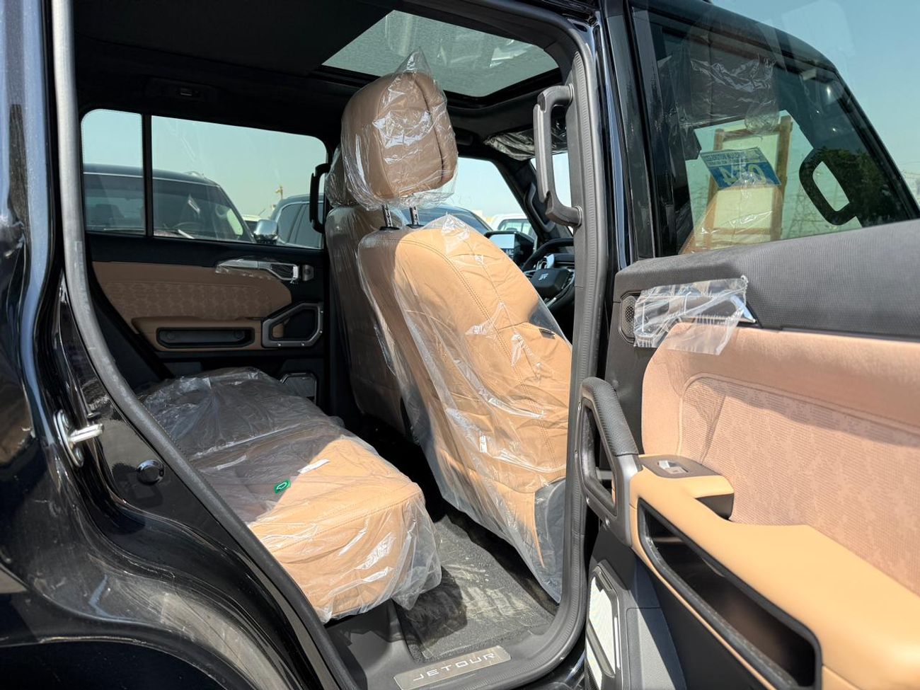 Jetour T2 JETOUR T2 2.0L PET BLACK 2025 LUXURY (EXPORT ONLY)