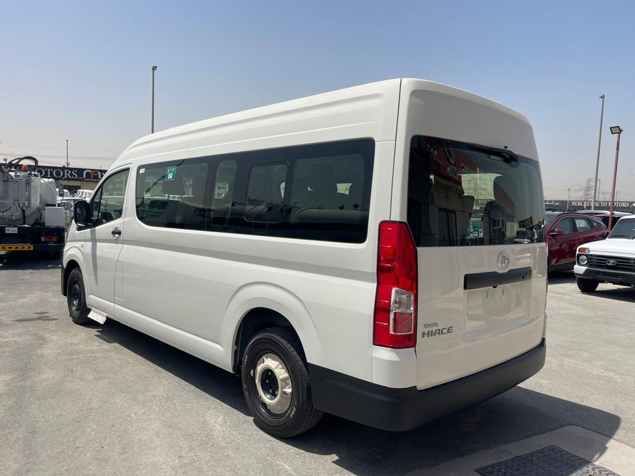 Toyota Hiace DX