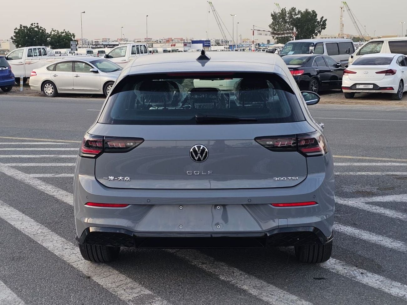 فولكس واجن جولف Golf8 R Line 2025