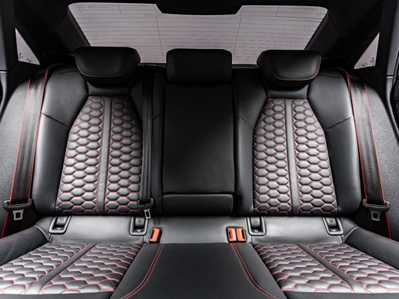 أودي RS3 TFSI quattro 2.5L Sedan