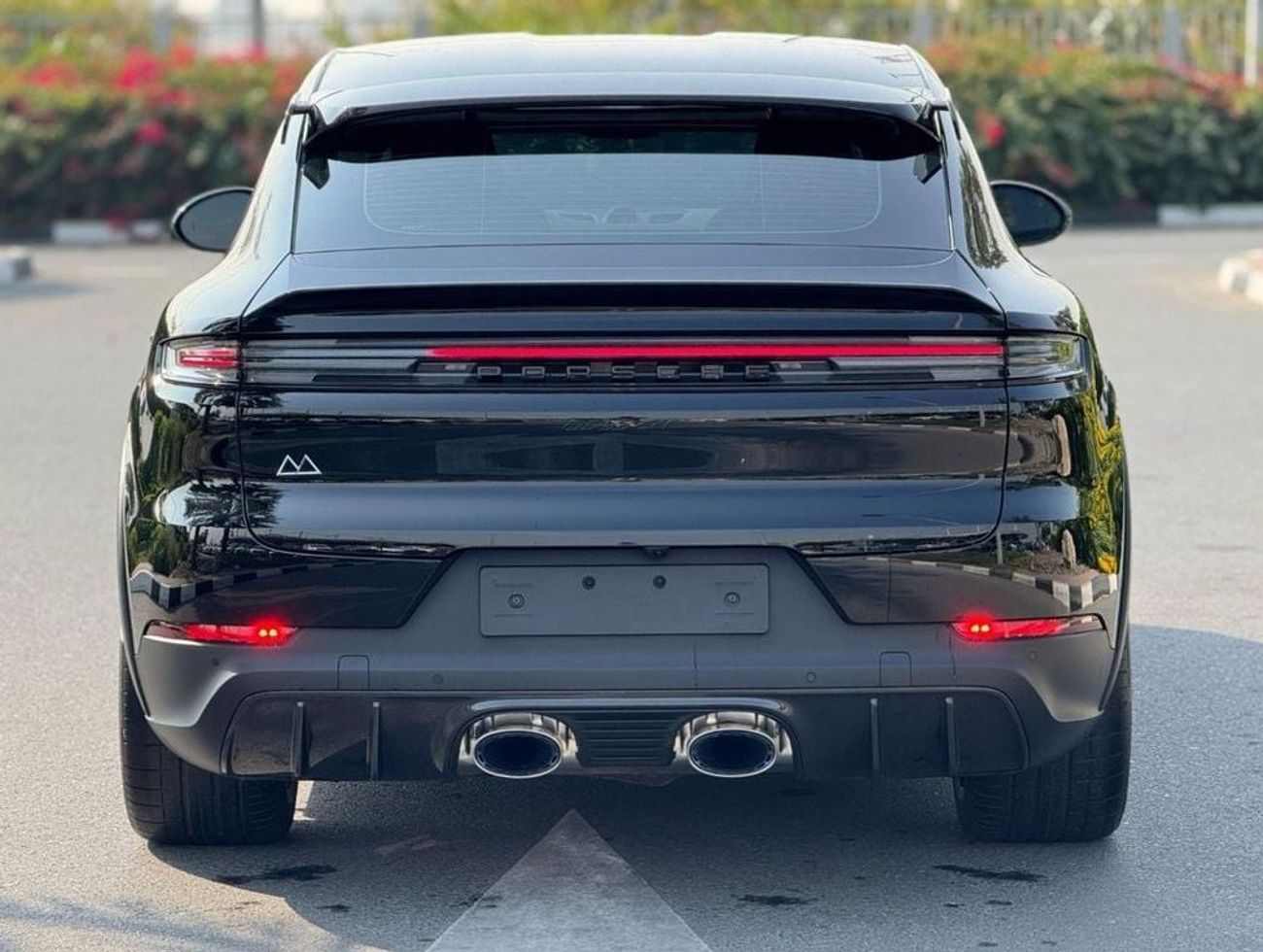 Porsche Cayenne GCC SPEC UNDER WARRANTY NEAT AND CLEAN