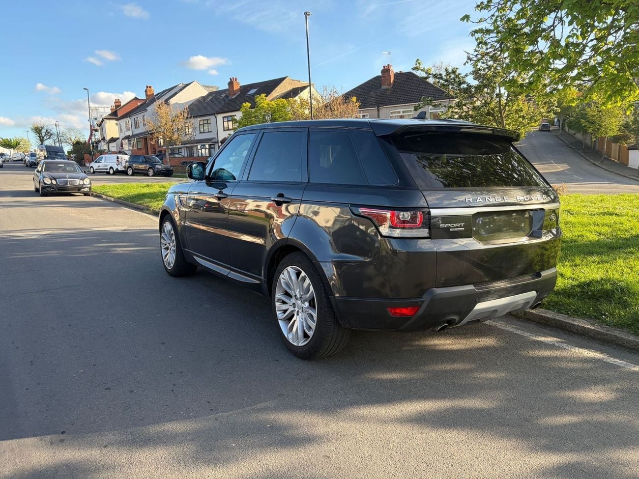 Land Rover Range Rover Sport UK STOCK | 2016 | PANORAMIC SUNROOF | RHD | 3.0L DIESEL ENGINE | AT | 69,488 MILES