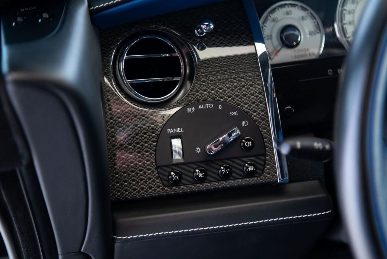 رولز رويس واريث بلاك بادج