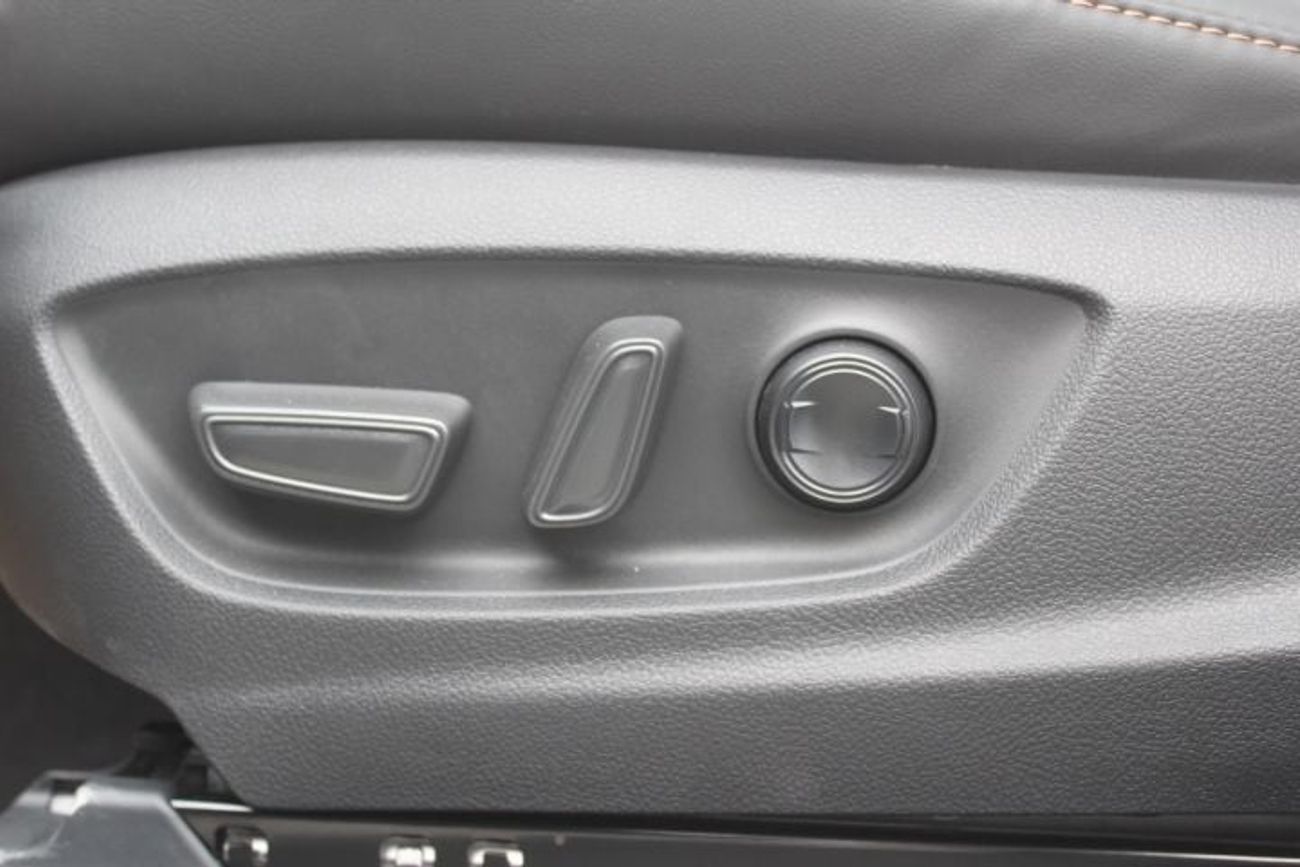 Toyota Frontlander Luxury