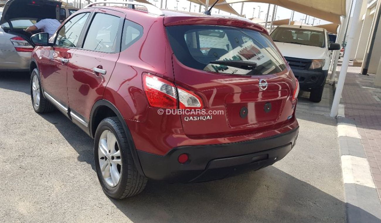 Nissan Qashqai 2012 Model Gulf specs Full automatic