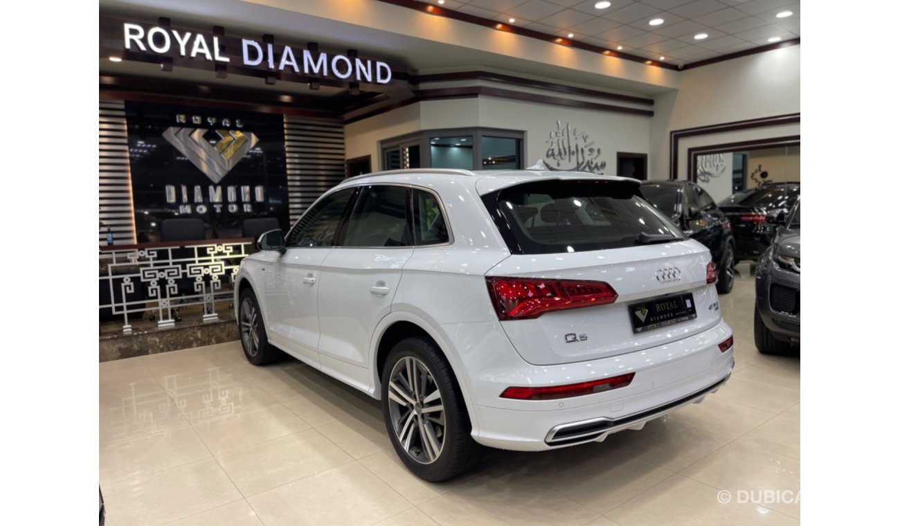 أودي Q5 45 TFSI quattro سبورت Audi Q5 45 TFSI Quattro Quattro 2018 GCC Under Warranty