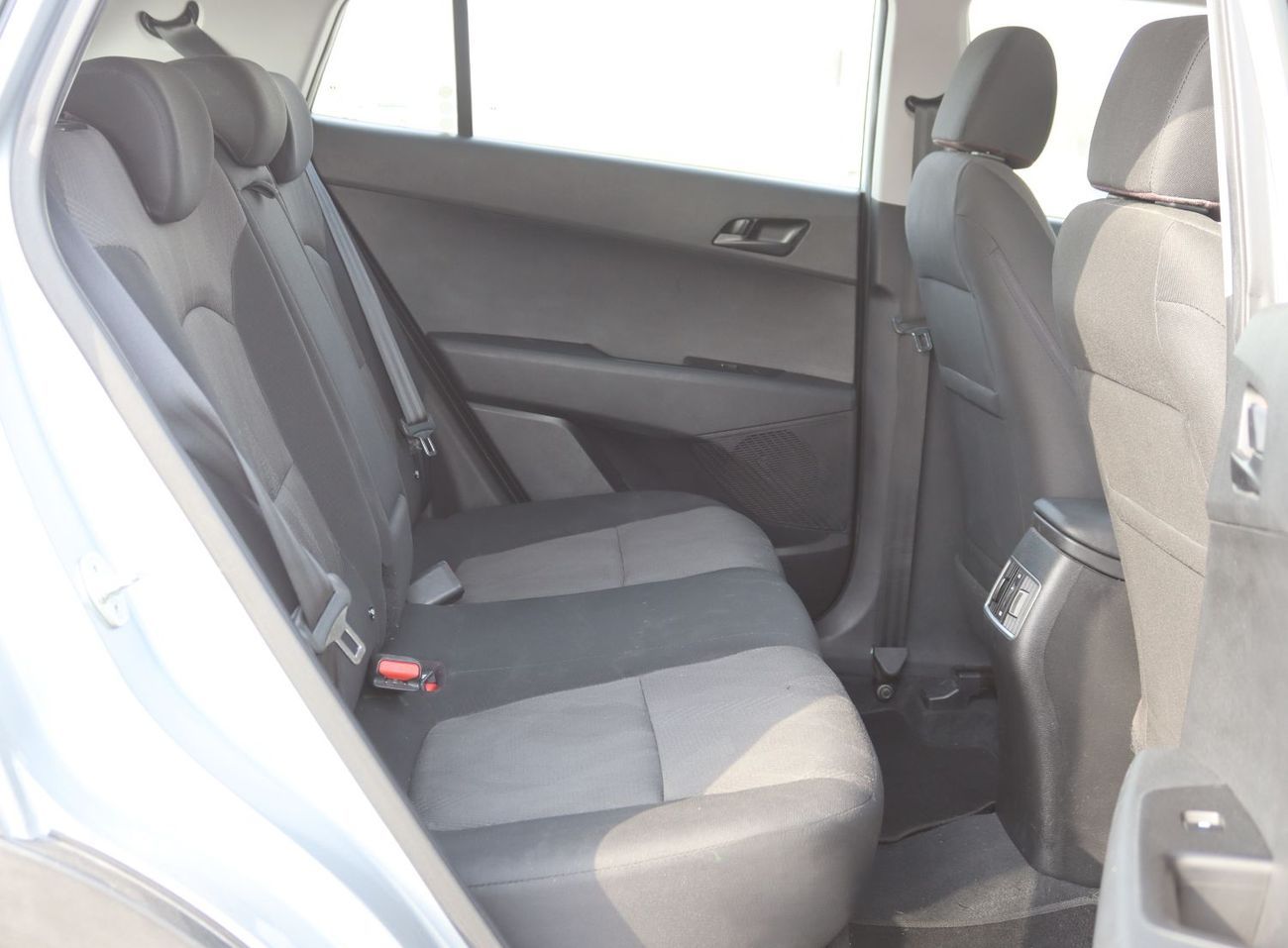 هيونداي كريتا هيونداى كاريتا موديل 2020 سياره خليجيه بحاله ممتازه بمحرك 1500 سى سى وبسعر 39000 درهم وممشى 83000 كي