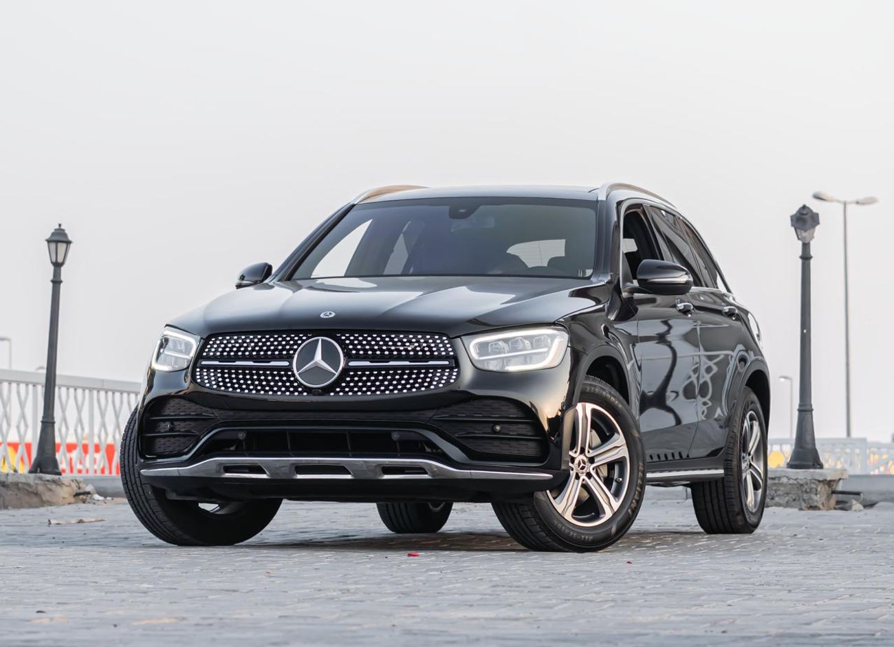 مرسيدس بنز GLC 300 Std 2.0L