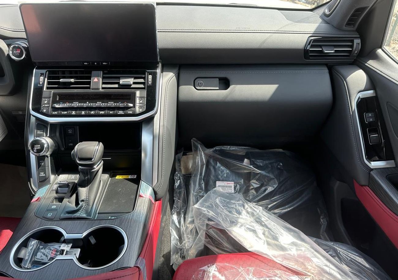 Toyota Land Cruiser 2025 Toyota Land Cruiser 300 GR-Sport 3.5L AT Hybrid