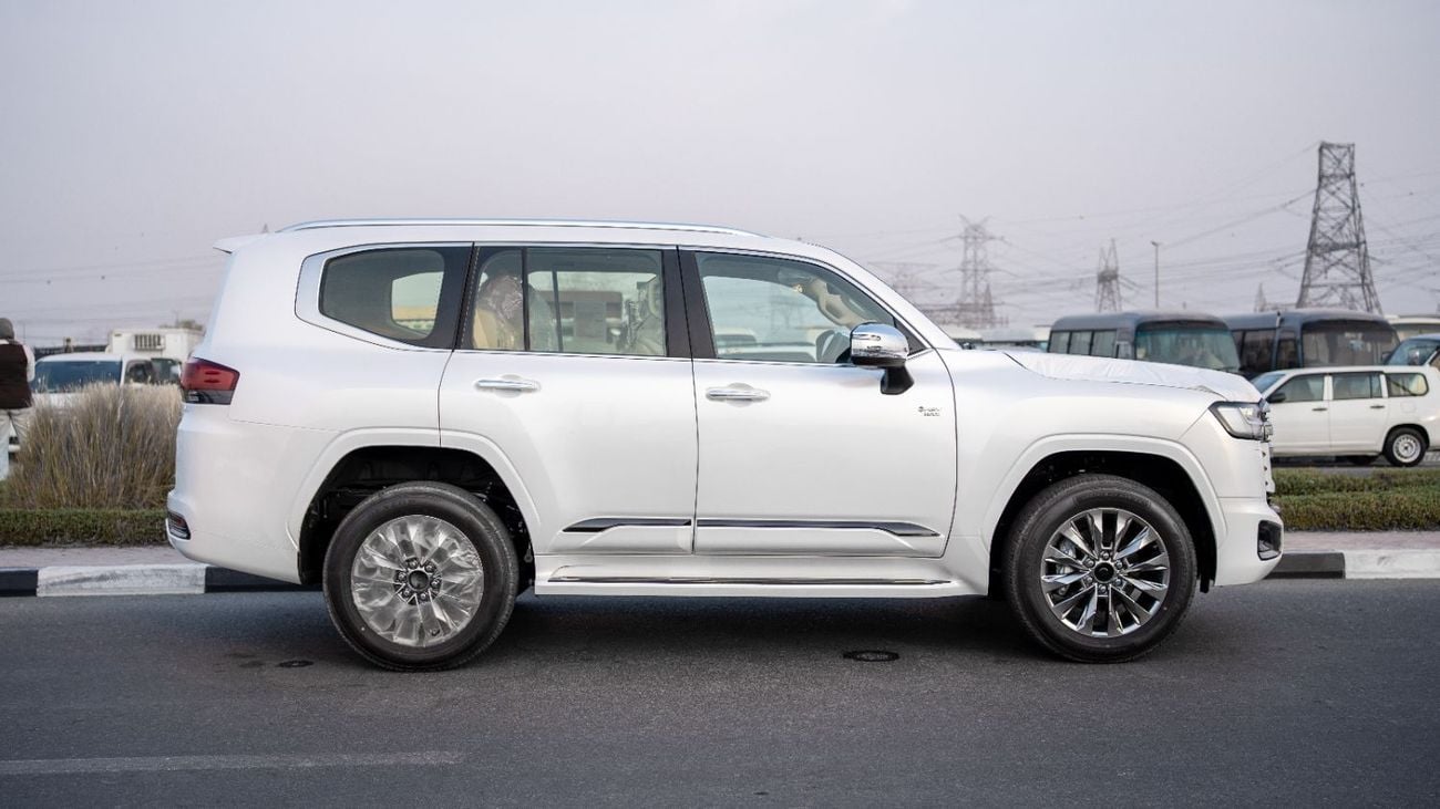 تويوتا لاند كروزر 2026 Toyota Land Cruiser 300 VXR 3.5L AT Hybrid (White-Beige)
