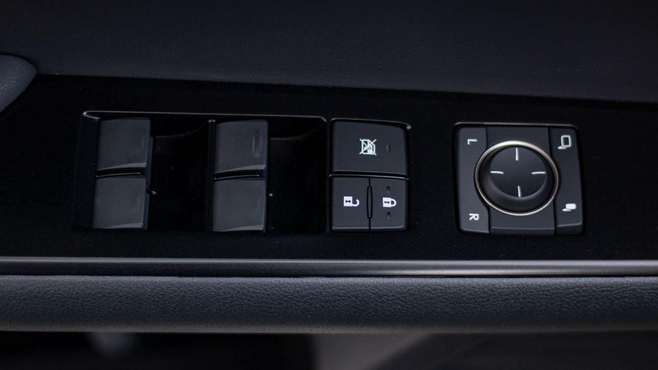 Lexus UX250h STD (NON GCC) LEXUS UX250H | 2-YEAR WARRANTY + SERVICE AVAILABLE | IN-HOUSE FINANCING | 0% DOWNPAYME