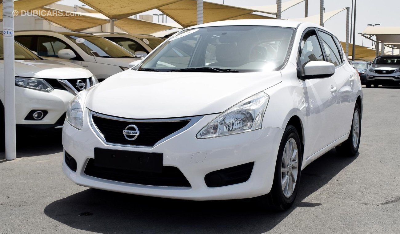 Nissan Tiida NISSAN TIDA 2016 GCC NO ACCEDINTS VERY CLEN