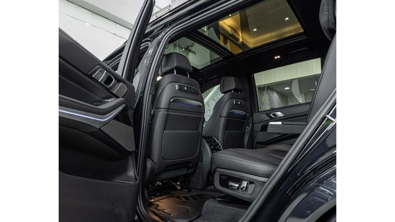 بي أم دبليو X7 X7 FULLY LOADED + 2 YEARS WARRANTY - 40i - X-DRIVE - 7 SEATER WITH WOODEN DETAIL INTERIOR
