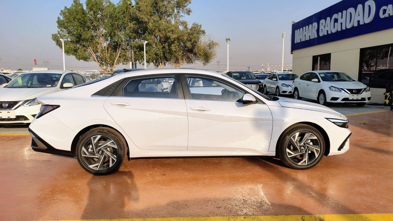 Hyundai Elantra Comfort 1.6L Elite GLX 1.5L fully loaded - with leather seats and 17 alloy wheels