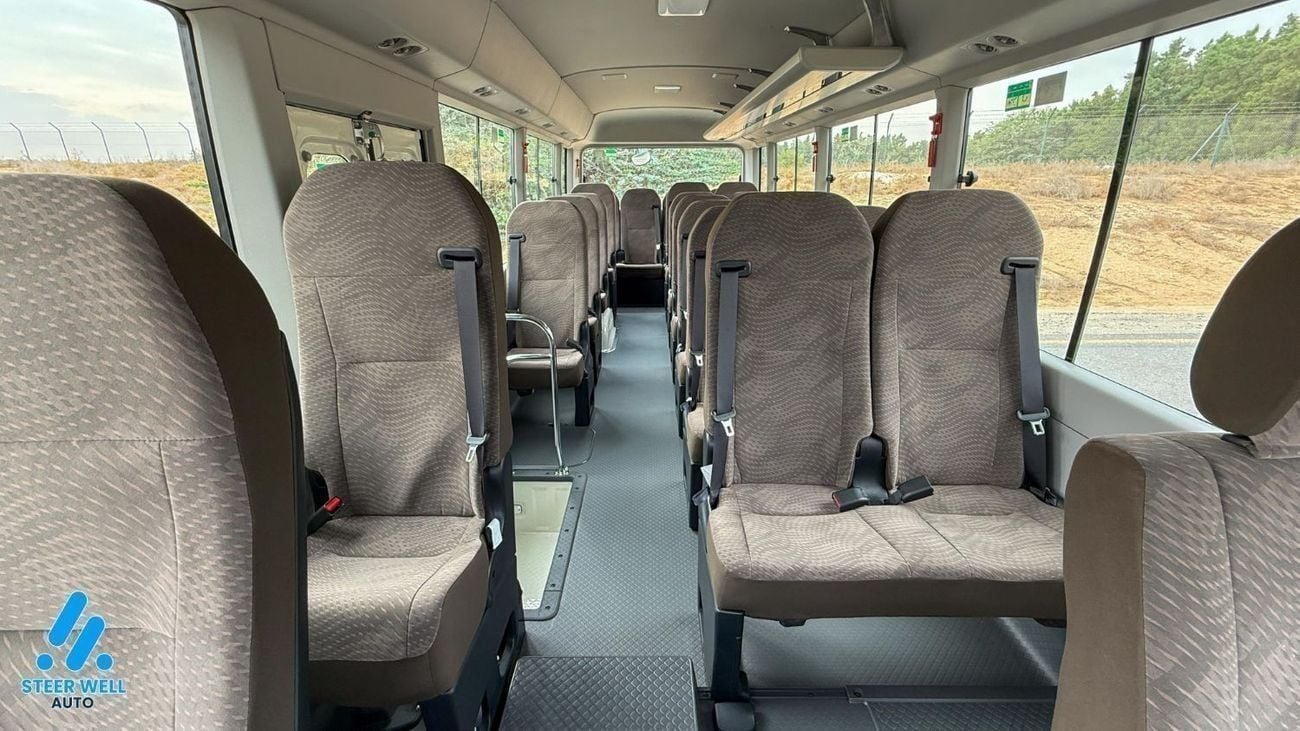 Toyota Coaster  2025 | 23-Seater | 4.0L Diesel | RWD | GCC Specs | Full Option White | BEST PRICE