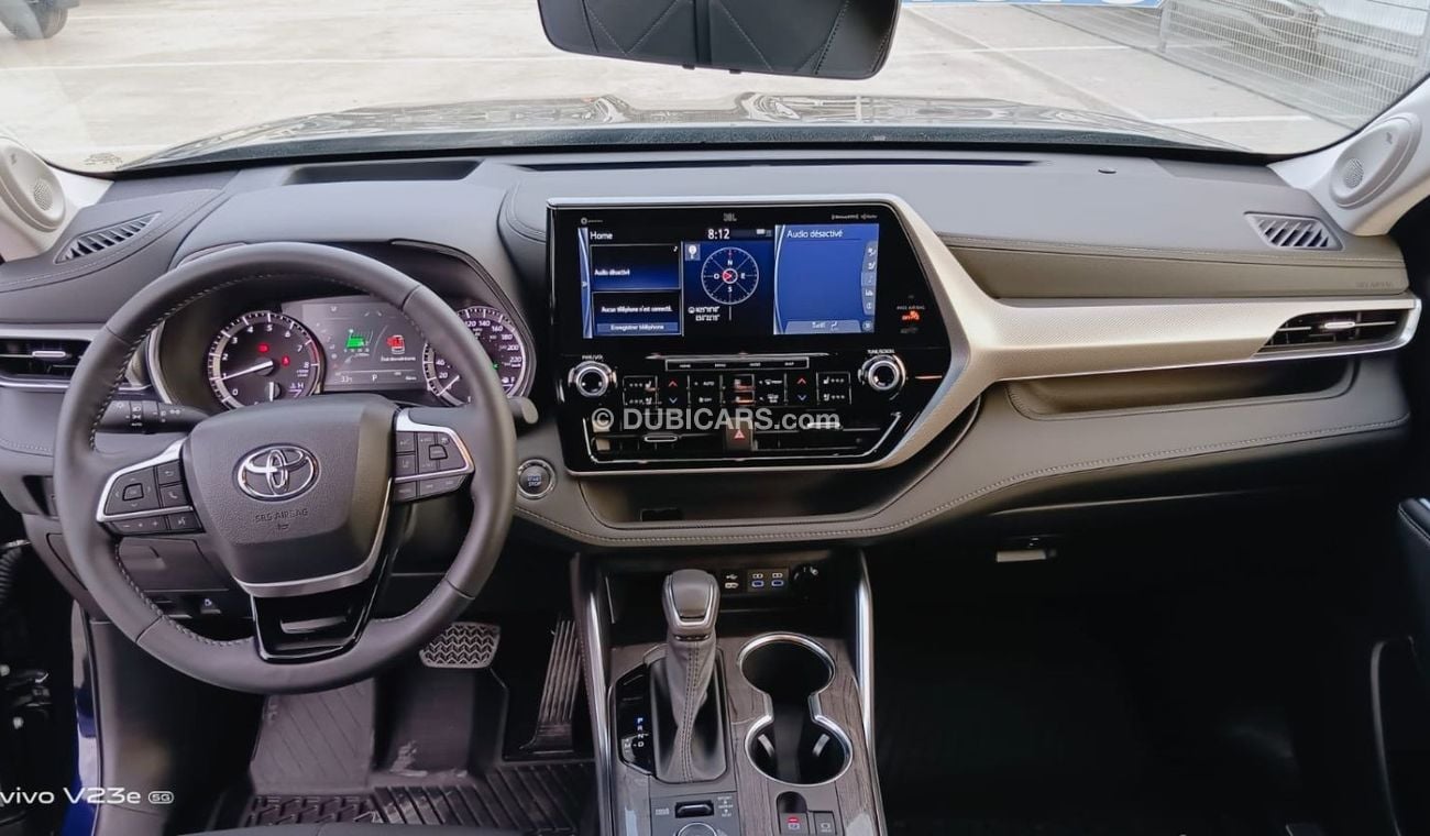 Toyota Highlander PLATINUM 3.5L PETROL AWD 7SEAT FULL OPTION 2022MY ( FOR EXPORT ONLY)