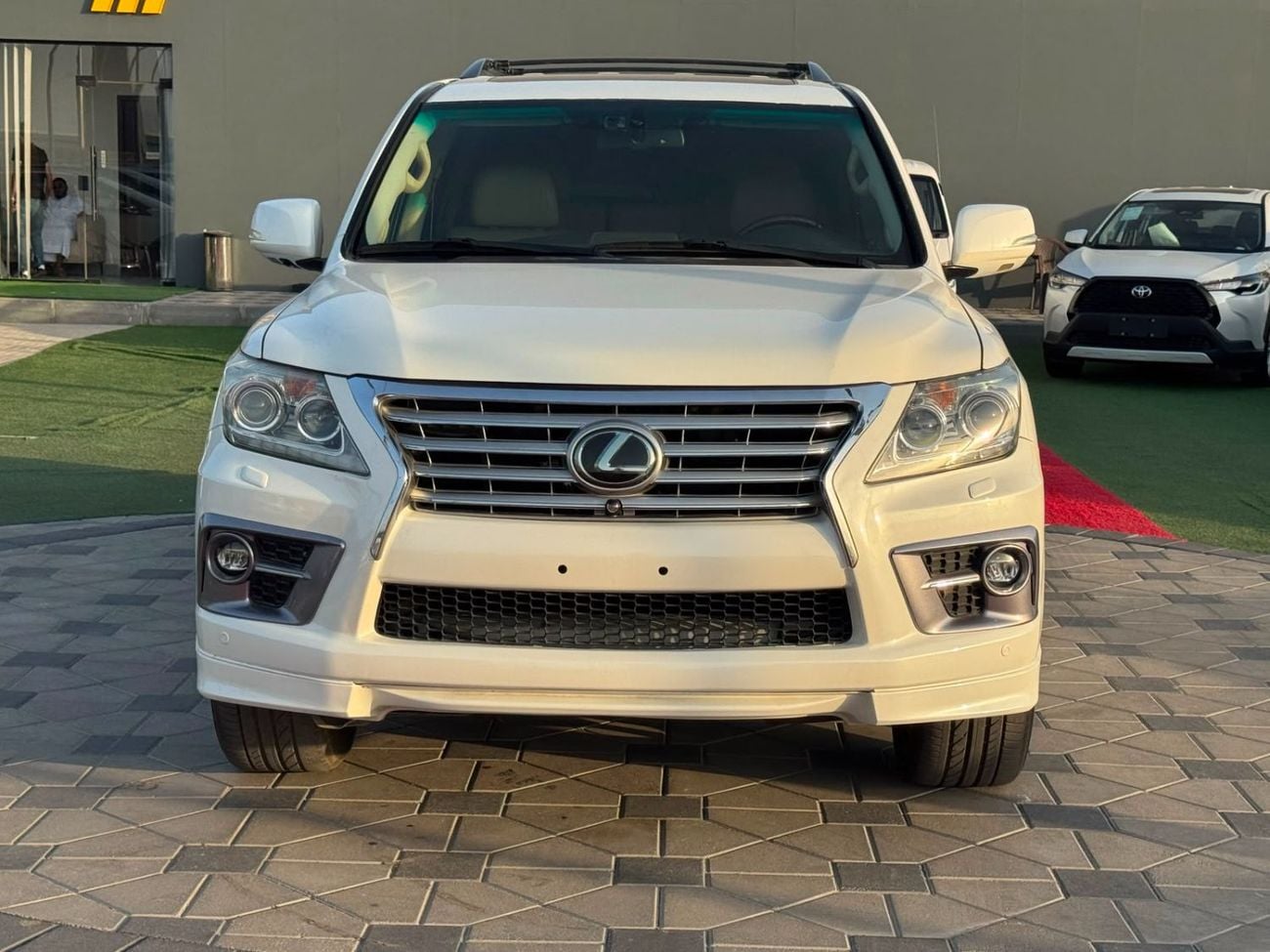 Lexus LX570 NAVIGATION SPORT