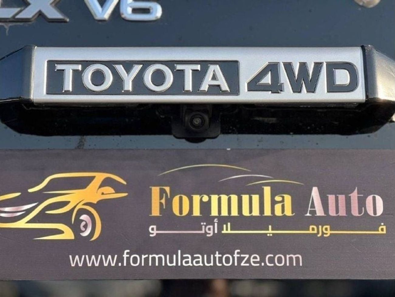 Toyota Land Cruiser 70 LC76 4.0L PTR M/T // 2024 // HIGH OPTION WITH DVD & BACK CAMERA , POWER WINDOWS , COOL BOX // SPECIA