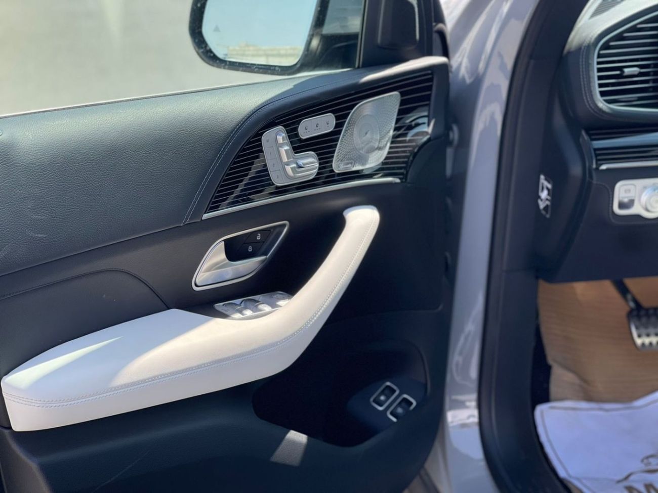 مرسيدس بنز GLE 450 2024-Mercedes Benz GLE 450 D