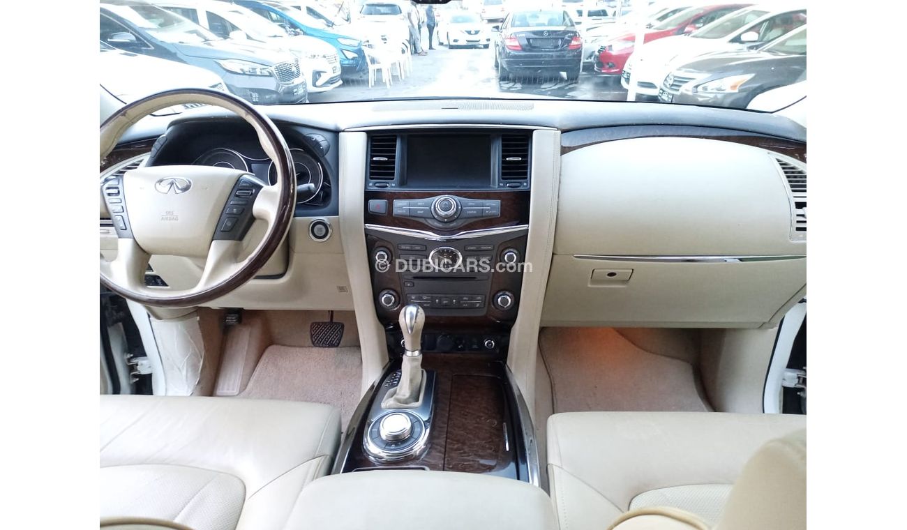 إنفينيتي QX56 خليجى موديل 2011 رادار خمس كاميرات فتحة جلد بصمه مثبت سرعة تحكم رنجات بحالة ممتازة