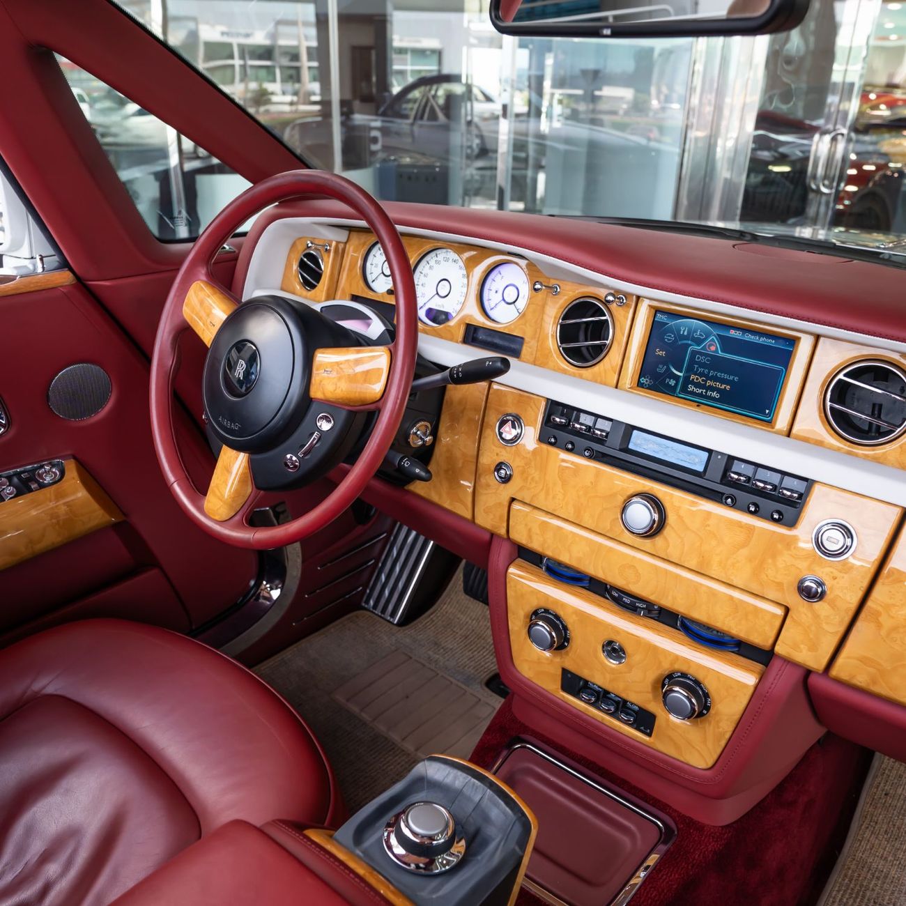 Rolls-Royce Phantom 2009 ROLLS ROYCE PHANTOM DROPHEAD GCC DONE 67,000KM