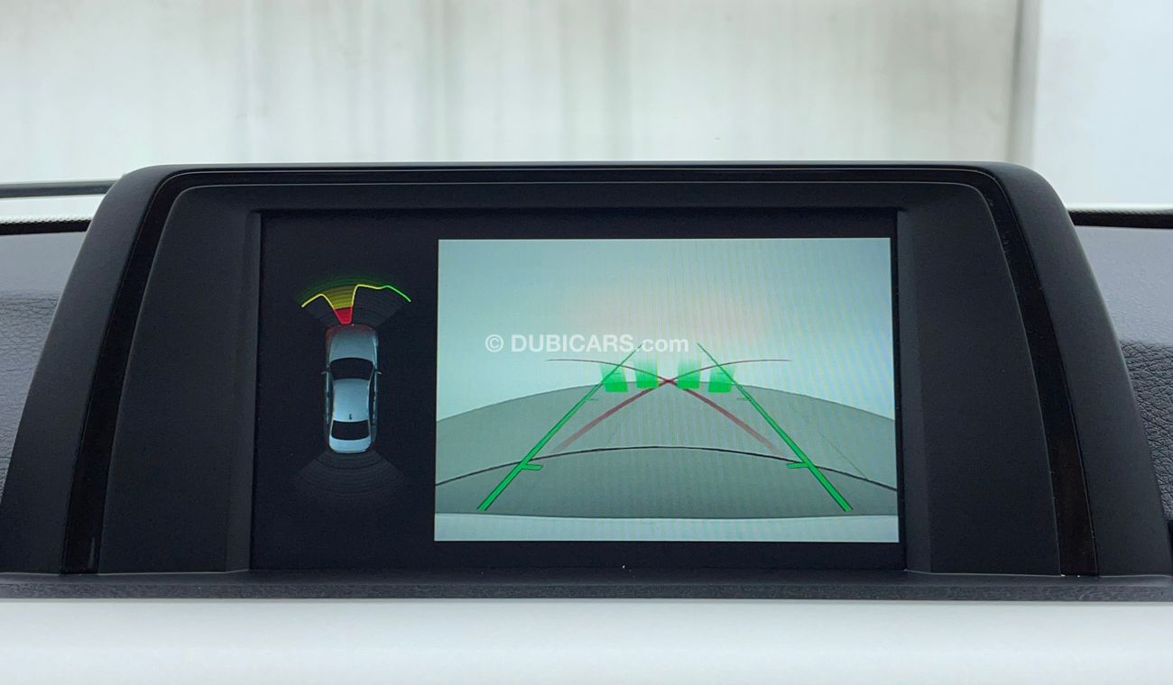 بي أم دبليو 318i EXCLUSIVE 1.5 | بدون دفعة مقدمة | اختبار قيادة مجاني للمنزل