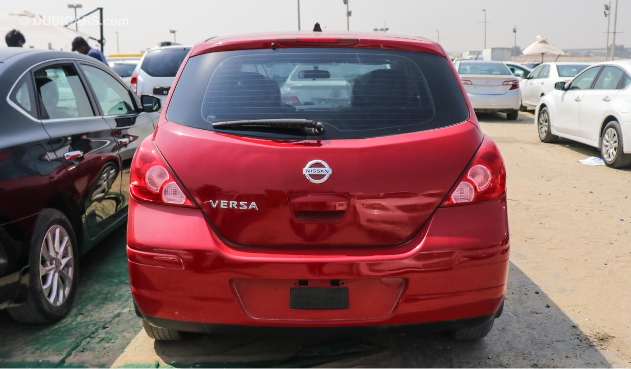 Nissan Versa