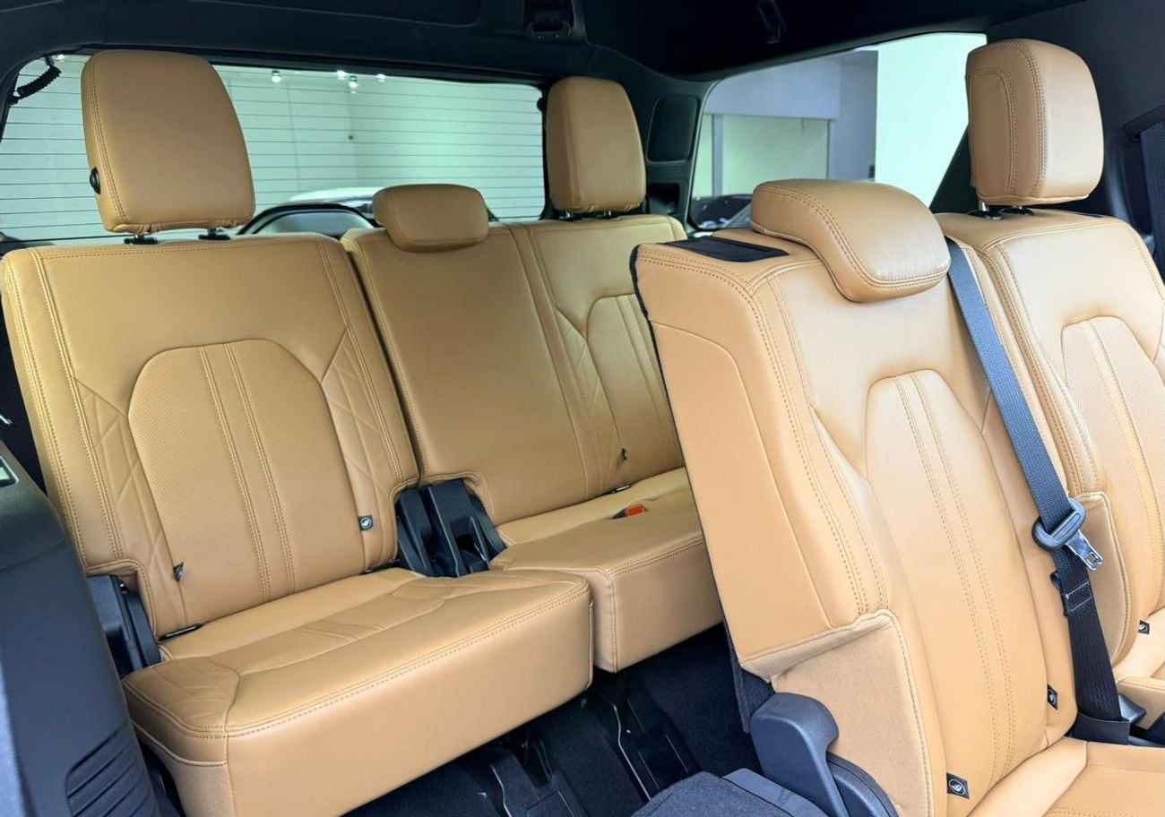 Ford Expedition 2024 Ford Expedition Platinum, 2030 Ford Warranty + Service Pack, Full Ford Service History, GCC