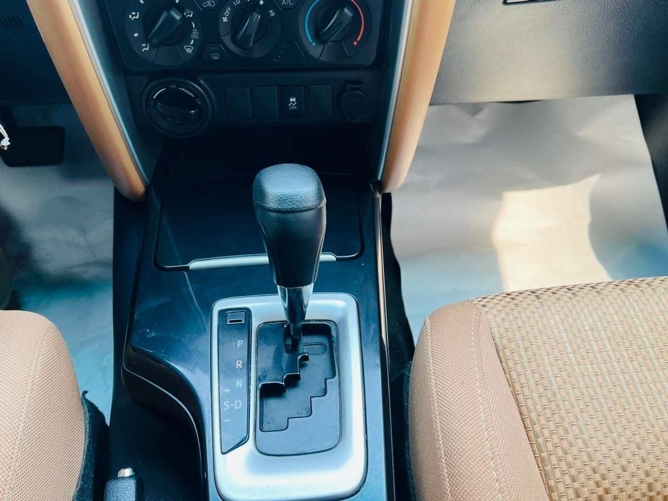تويوتا فورتونر EXR 2.7L (164 HP) Toyota fortuner V4 2.7 clean and nice