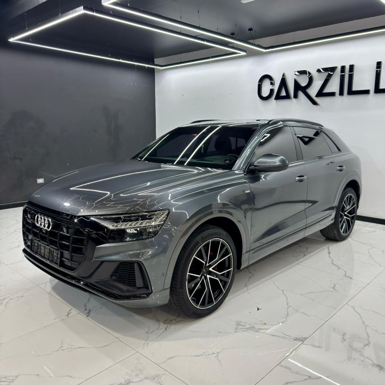 Audi Q8 55 TFSI quattro S-Line 3.0L (340 HP) AED 3,427 / Monthly l 0% Downpayment l S-Line l Agency Service