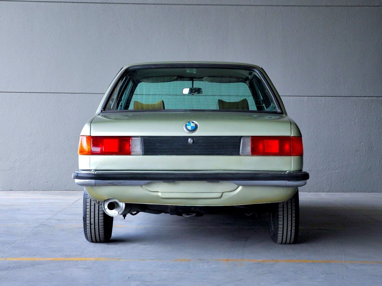 BMW 320i E21 Carburetor
