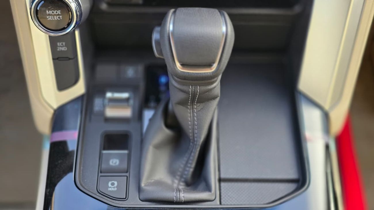 تويوتا لاند كروزر TOYOTA LAND CRUISAR GXR 3.3