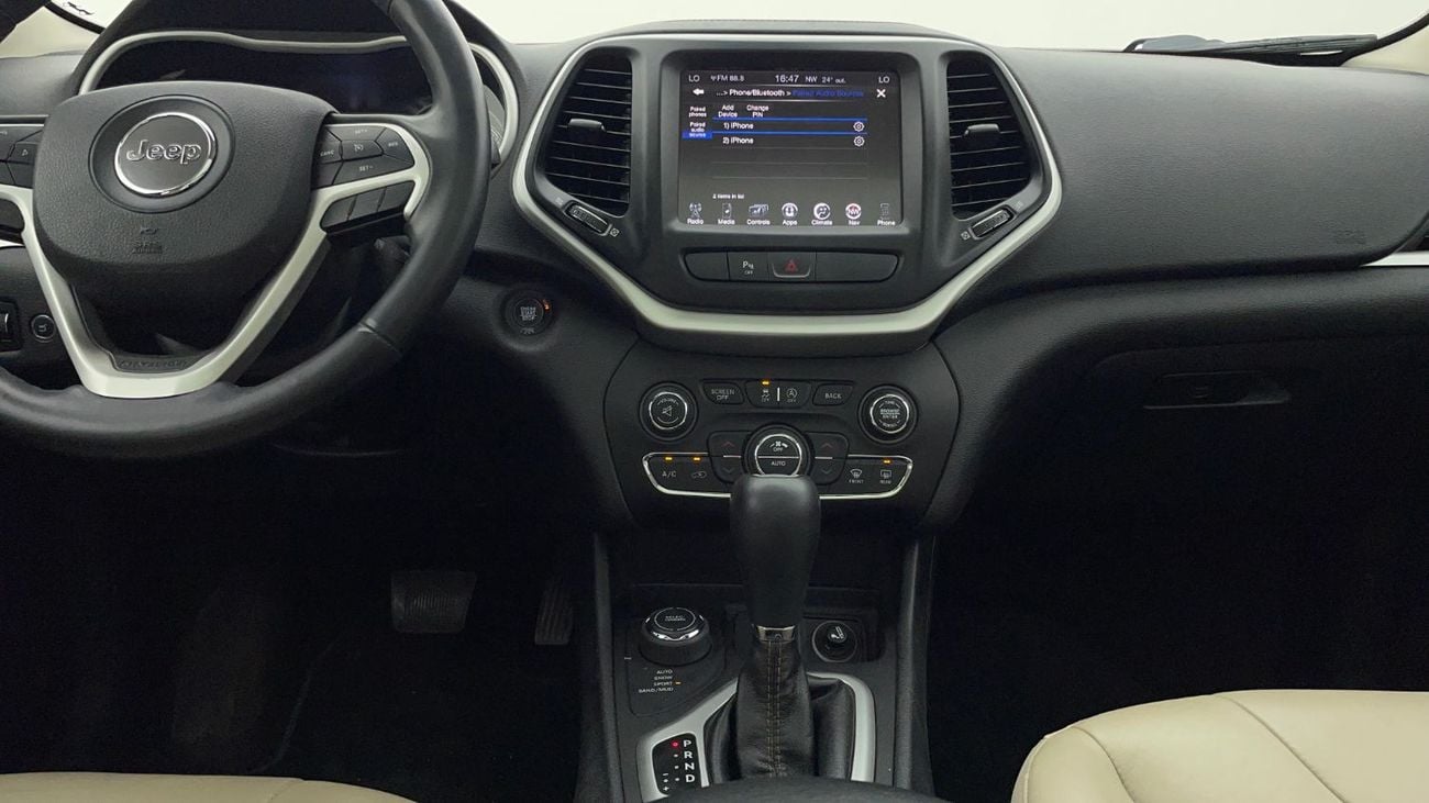 Jeep Cherokee JEEP CHEROKEE 3.2L 2018 | 0 DP | 654/Month | 30 Day Return | Service History