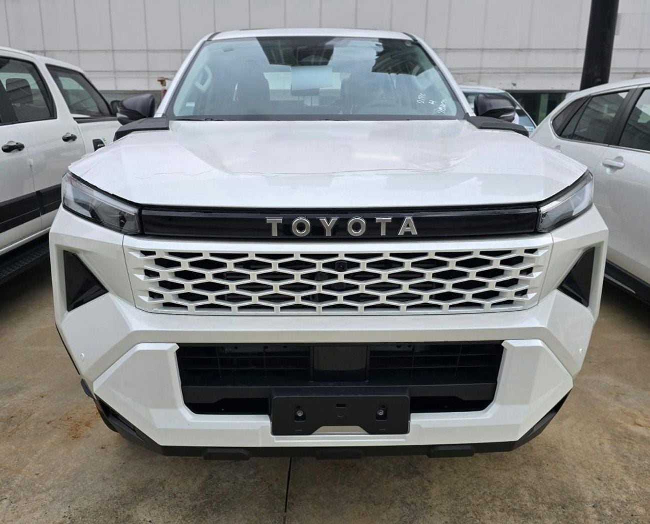 Toyota Hilux HILUX TRAILHUNTER 2.8L 4X4 AT