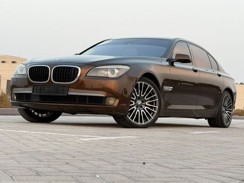 BMW 750Li EXCLUSIVE 4.4L V8 twin-turbo engine producing 407 hp, 8-speed