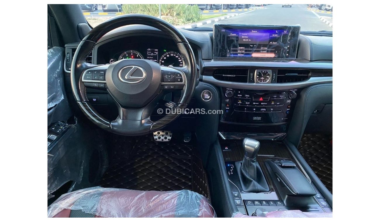 Lexus LX 570 Signature Black Edition