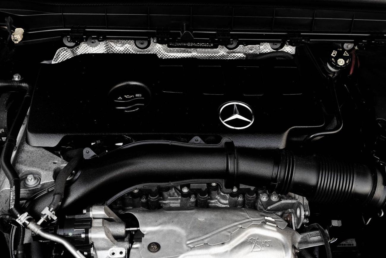 Mercedes-Benz GLB 250 GLB 250 AMG | 2,840 P.M  | 0% Downpayment | Low Mileage!