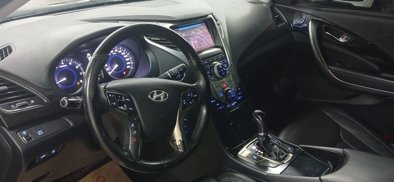 Hyundai Azera hyundai azera 2011 korea specs